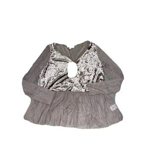 NWT Women's Mauve LISTICLE Velvet Lace Blouse Size Small